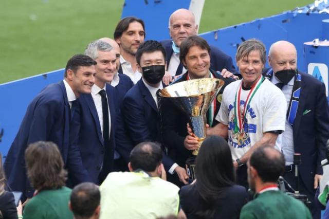 1622048699586010397.jpg FC-Internazionale-Milano-v-Udinese-Calcio---Serie--1e26f107f9098e1d975c2c10612be810.jpg